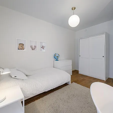 Family-friendly 3-bedroom Close To Sea Lejlighed *
